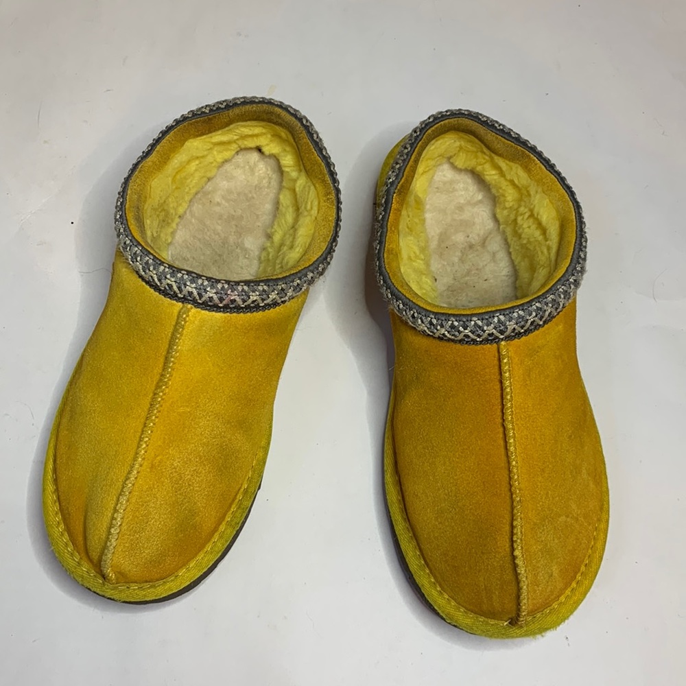 UGG Tasman II Casual Shoe Clog in Lemon Yellow Size 7